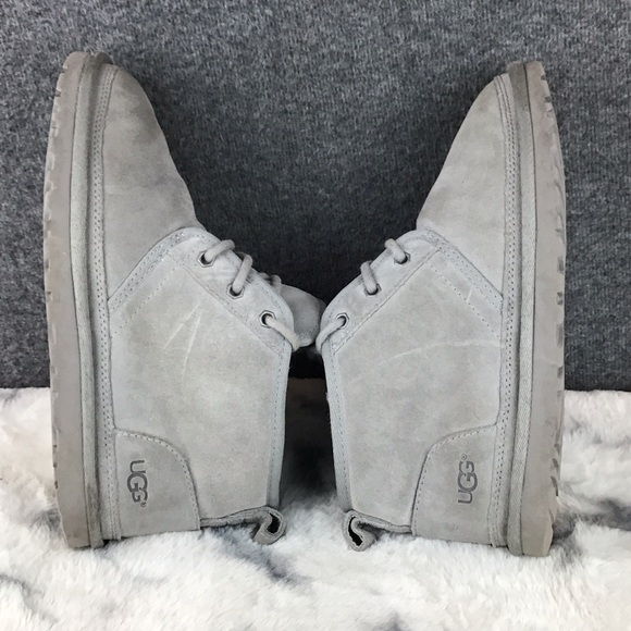 UGG Light Gray Suede Chukka Boots Size 8 - Picture 4 of 9